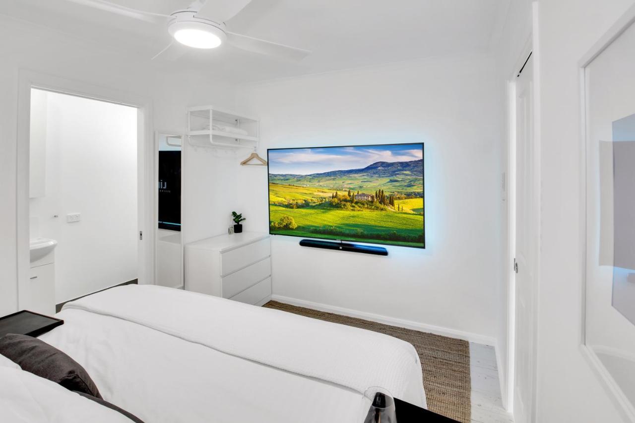 Private Outdoor Spa, Fire Pit, Cinema Room - The Cottage Coolum Beach Luaran gambar