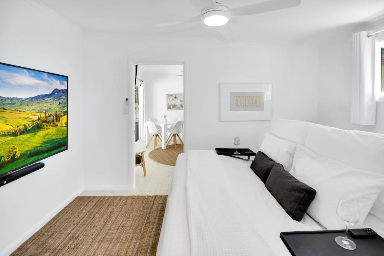 Private Outdoor Spa, Fire Pit, Cinema Room - The Cottage Coolum Beach Luaran gambar