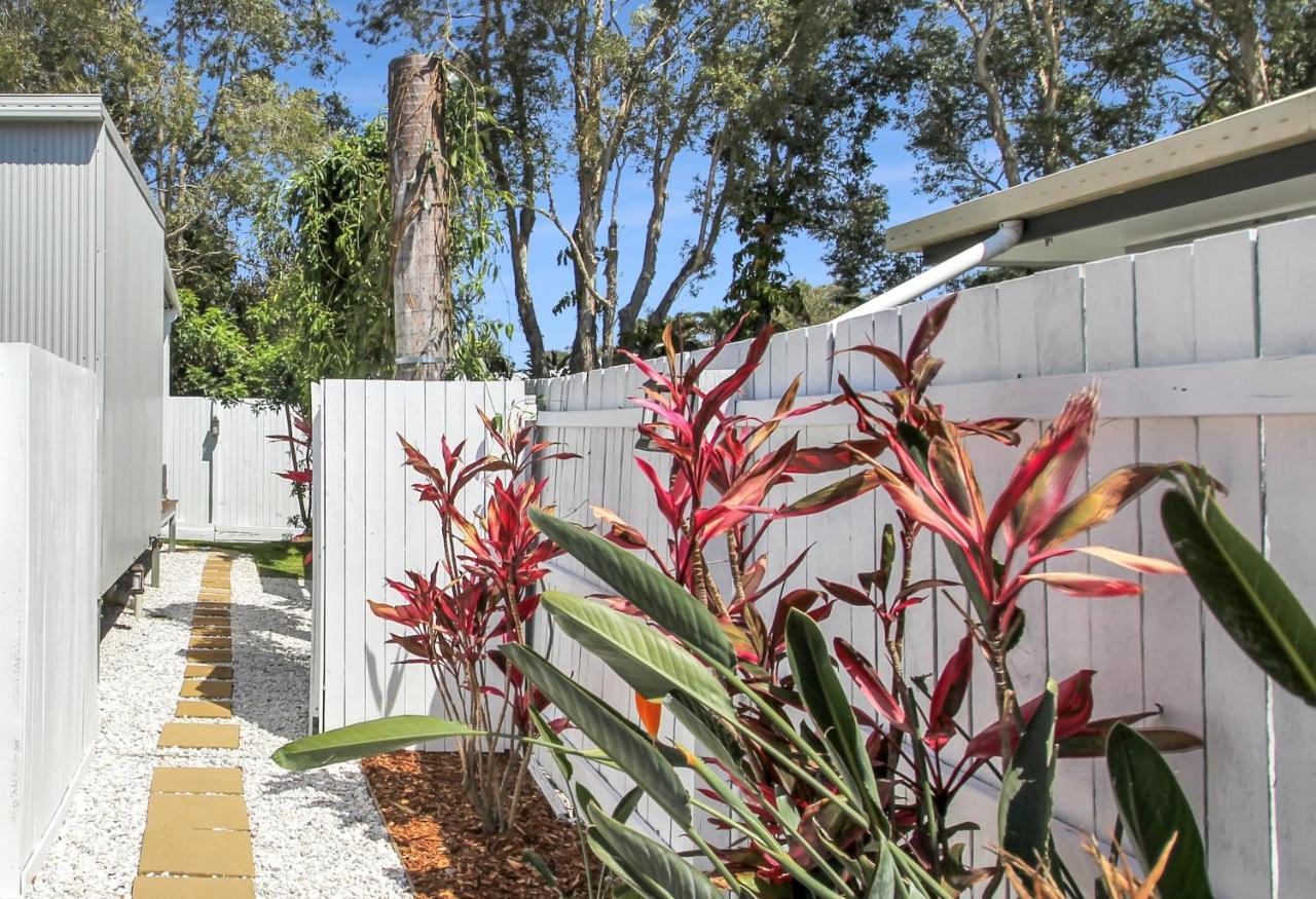 Private Outdoor Spa, Fire Pit, Cinema Room - The Cottage Coolum Beach Luaran gambar